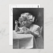 Cute Little Girl Eating Ice Cream Briefkaart (Voorkant / Achterkant)