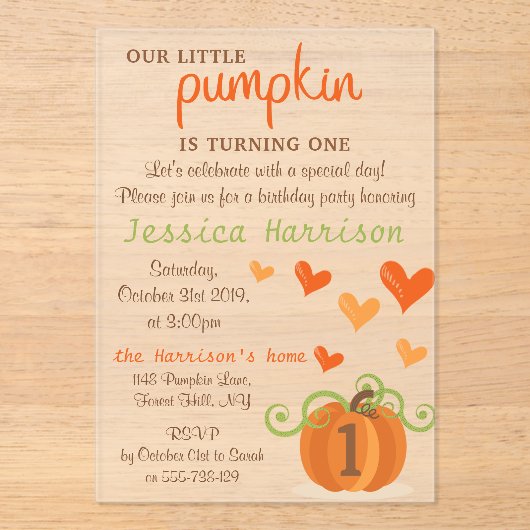 Cute Little Pumpkin 1st Birthday Acryl Uitnodigingen (Voorkant)