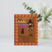 Cute Little Witch Children's Halloween Invitation Briefkaart (Staand voorkant)