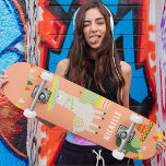Cute Llama Cactus Party Girly Personalized Persoonlijk Skateboard<br><div class="desc">Cute Llama Cactus Party Girly Personalized Skateboard toont een schattige lama met een sombrero- en cactus-plant op een perzikachtergrond. Personaliseer met jouw naam of schrap tekst in tekstvakjes voor geen naam. Personaliseer door de tekst in het verstrekte tekstvakje uit te geven. Ontworpen door ©Evco Studio www.zazzle.com/store/evcostudio</div>