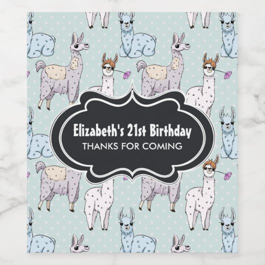 Cute Llama Pattern on Polka Dots Birthday Wijn Etiket (Enkel label)