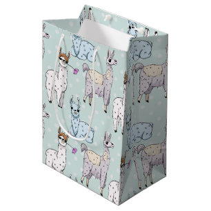 Cute Llama Pattern on Polka Dots Medium Cadeauzakje