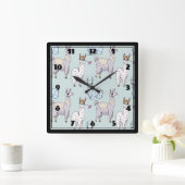 Cute Llama Pattern on Polka Dots Vierkante Klok (Huis)