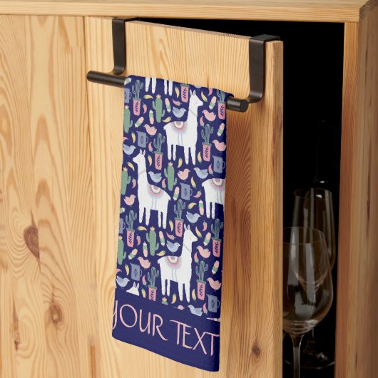 Cute Llama Whimsical Botanical Pattern Theedoek (Derde Gevouwen)