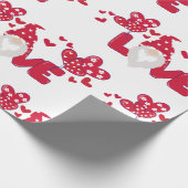 Cute love Valentijnsdag Gnome Red Wrapping Cadeaupapier (Hoek)