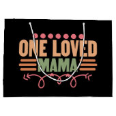 Cute loved Mama word art Groot Cadeauzakje (Achterkant)