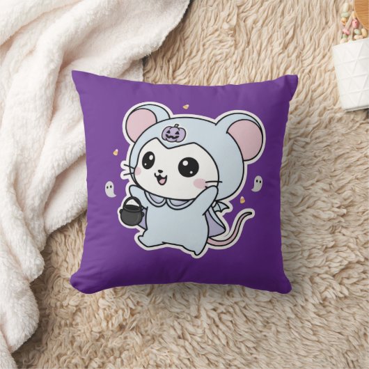 Cute lovely little mouse ready for Halloween  Kussen (Deken)