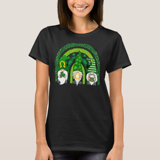 Cute Lucky Rainbow Gnome Happy St Patricks Day_1 T-shirt (Voorkant)