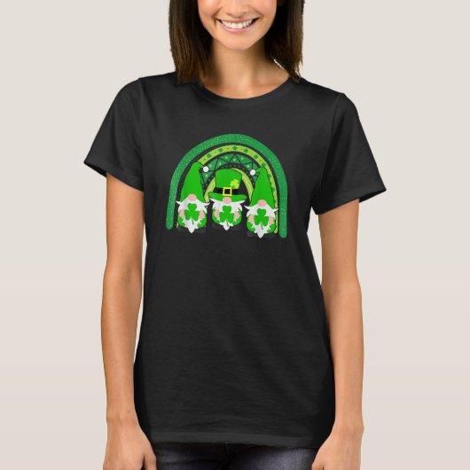 Cute Lucky Rainbow Gnome Happy St Patricks Day Fam T-shirt (Voorkant)