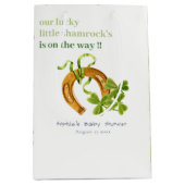 Cute Lucky Shamrock St Patrick's Day Baby shower Medium Cadeauzakje (Voorkant)