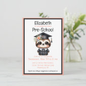 Cute Luiaard Kleuterschool Afstudeerfeestje Kaart (Staand voorkant)