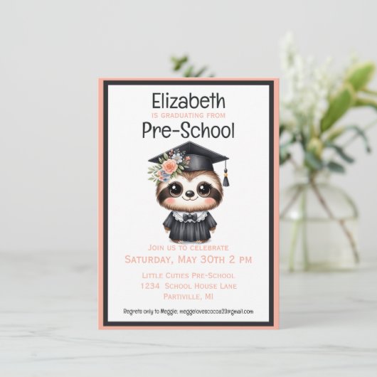 Cute Luiaard Kleuterschool Afstudeerfeestje Kaart (Staand voorkant)