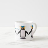 Cute macaroni penguin cartoon espresso kop (Voorkant rechts)