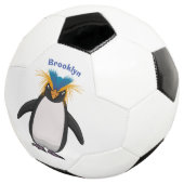Cute macaroni penguin cartoon voetbal (Drie kwart)
