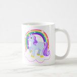 Cute Magical Unicorn met regenboog (!) Koffiemok<br><div class="desc">Dit is een super-schattige illustratie van een blauwe eenhoorn met paars haar dat op een wolk staat onder een regenboog met roze en witte sterren. Op zoek naar een aanpasbaar cadeau? Klik op de knop "Aanpassen!" onder het afbeelding om jouw naam toe te voegen om een gepersonaliseerd eenhoorn cadeau te...</div>