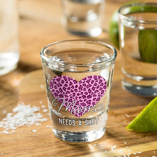 Cute Mama Word Art over roze luipaard gepatterneer Shot Glas