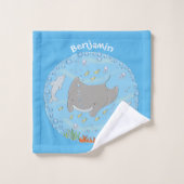 Cute manta ray en bubbles cartoon illustratie bad handdoek (Wasdoekje)