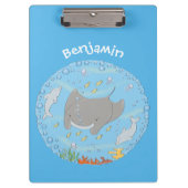 Cute manta ray en bubbles cartoon illustratie klembord (Voorkant)