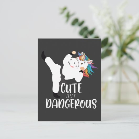 Cute Martial Arts Dangerous Unicorn Karate Briefkaart (Staand voorkant)