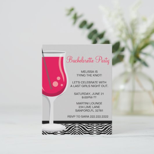 Cute Martini Bachelorette Party Invitation Kaart (Staand voorkant)