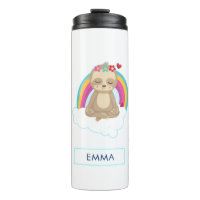 Cute Meditating Sloth met een regenboog