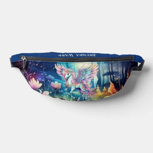 Cute meiden unicorn voegen naam toe heuptasje (Liggend)