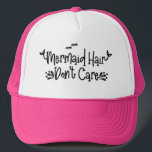 Cute Mermaid Hair Zorg niet voor handgeschreven do Trucker Pet<br><div class="desc">Dit ontwerp werd gecreeerd door digitale kunst. Het kan worden gepersonaliseerd door de aanpassingsknoop te klikken en de kleur te veranderen, een naam, initialen of uw favoriete woorden toe te voegen. Neem contact met me op colorflowcreations@gmail.com als je dit ontwerp op een ander product wilt gebruiken. Koop mijn oorspronkelijke abstracte...</div>