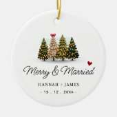 Cute merry and married christmas trees one photo keramisch ornament (Voorkant)