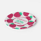 Cute Minimal Strawberry Pattern in Red and Green Papieren Bordje (Gekanteld)