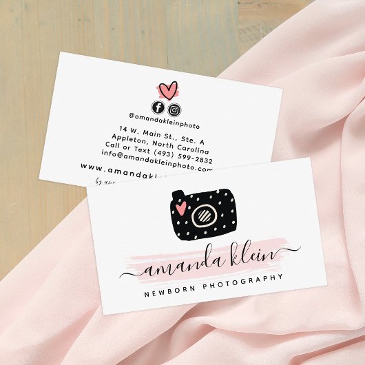 Cute minimalist fotograaf camera zwart & roze visitekaartje