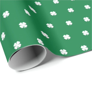 Cute Modern Green Lucky Clovers Cadeaupapier