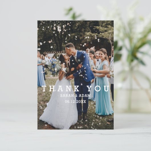 Cute Modern Minimalist Overlay Text Wedding Bedankkaart (Staand voorkant)