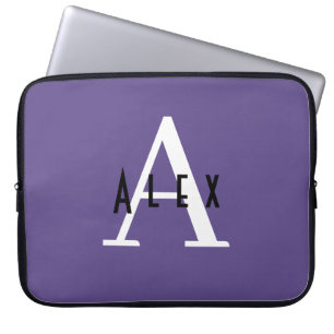 Cute Modern Paars Monogram Initiaal + Naam Laptop Sleeve