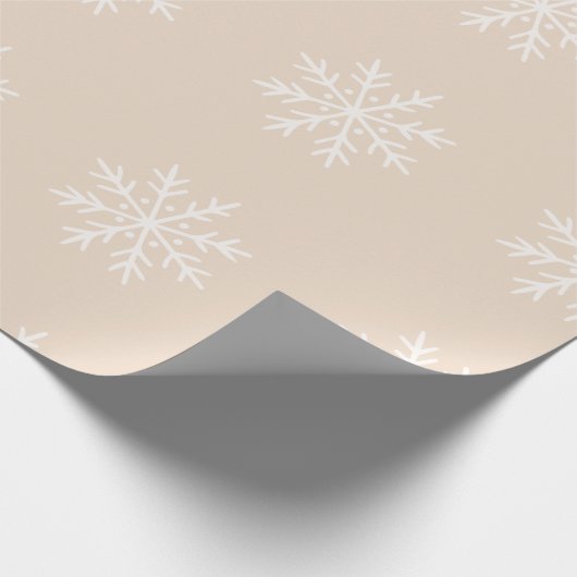 Cute Modern patroon van sneeuwvlokken wit roze Xma Cadeaupapier (Hoek)