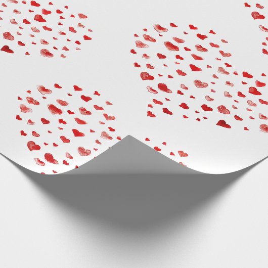 Cute Modern Red Waterverf Hearts Cadeaupapier (Hoek)