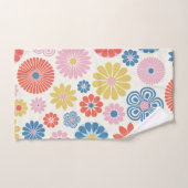 Cute Modern Scandi Boho Folk Flower Pattern Bad Handdoek (Handdoek)