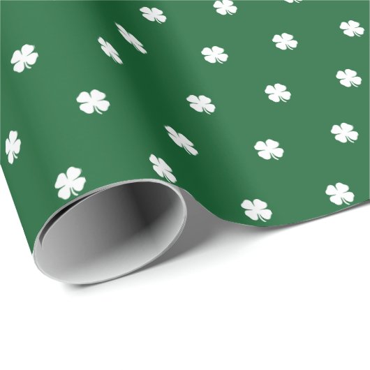 Cute Modern Simple Dark Green Lucky Clovers Cadeaupapier (Rol Hoek)