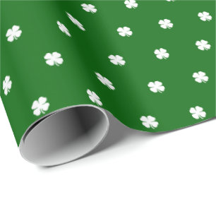 Cute Modern Simple Emerald Green Lucky Clovers Cadeaupapier