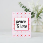 Cute Modern Typography Peace and Love Briefkaart (Staand voorkant)