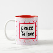 Cute Modern Typography Peace and Love Tweekleurige Koffiemok (Links)