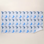Cute Modern Whale Illustrated Pattern Blue Strandlaken (Voorkant)