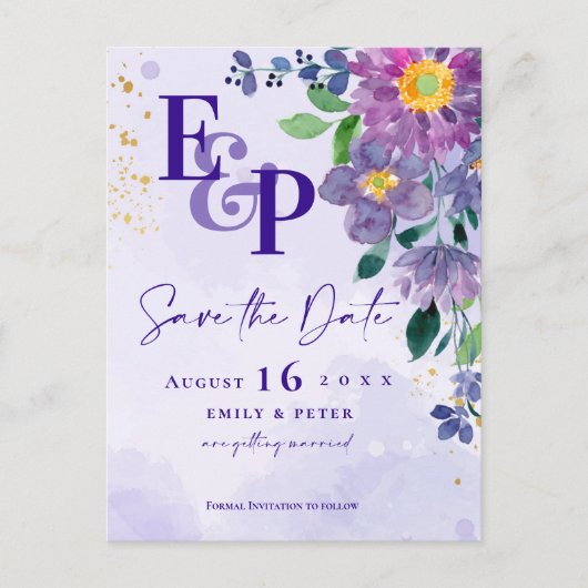 Cute Monogram Paarse Floral Wedding Save the Date Uitnodiging Briefkaart (Voorkant)