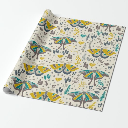 Cute Moth Wrapping Paper Cadeaupapier (Uitgerold)