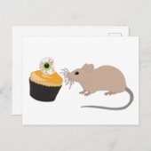 Cute Mouse Eating Halloween Eyeball Cupcake Briefkaart (Voorkant / Achterkant)