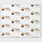 Cute Mouse Eating Halloween Eyeball Cupcake Cadeaupapier (Vlak)