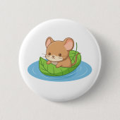 Cute Mouse in a Leaf Boat Ronde Button 5,7 Cm (Voorkant)