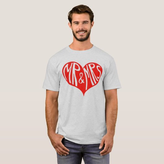 Cute Mr en Mrs Red Heart Shape Graphic T-shirt (Voorkant volledig)