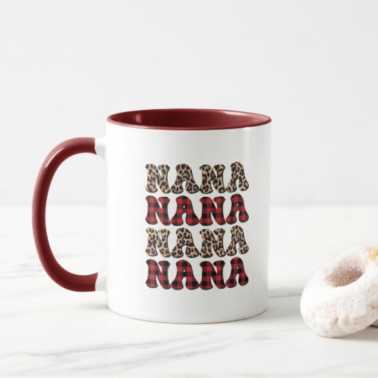 Cute Nana woordkunst Mok (Met donut)