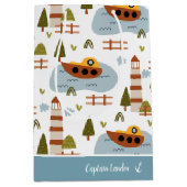 Cute Nautical Lighthouse and Boat Kind Pattern Medium Cadeauzakje (Voorkant)