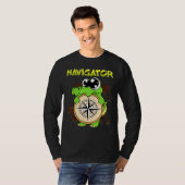 Cute Navigator Pun Alligator Holding Compass T-shirt (Voorkant volledig)